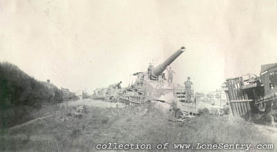 [Destroyed German railroad guns, Bleckede, Germany]